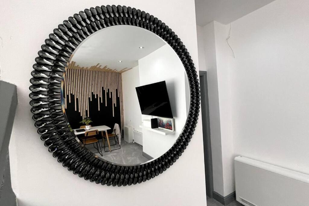Luxury 2 Bed Duplex Apartment By Yo Room! - Leicester City- Free Parking 외부 사진